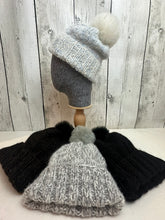 Load image into Gallery viewer, PomPom Beanie Hat