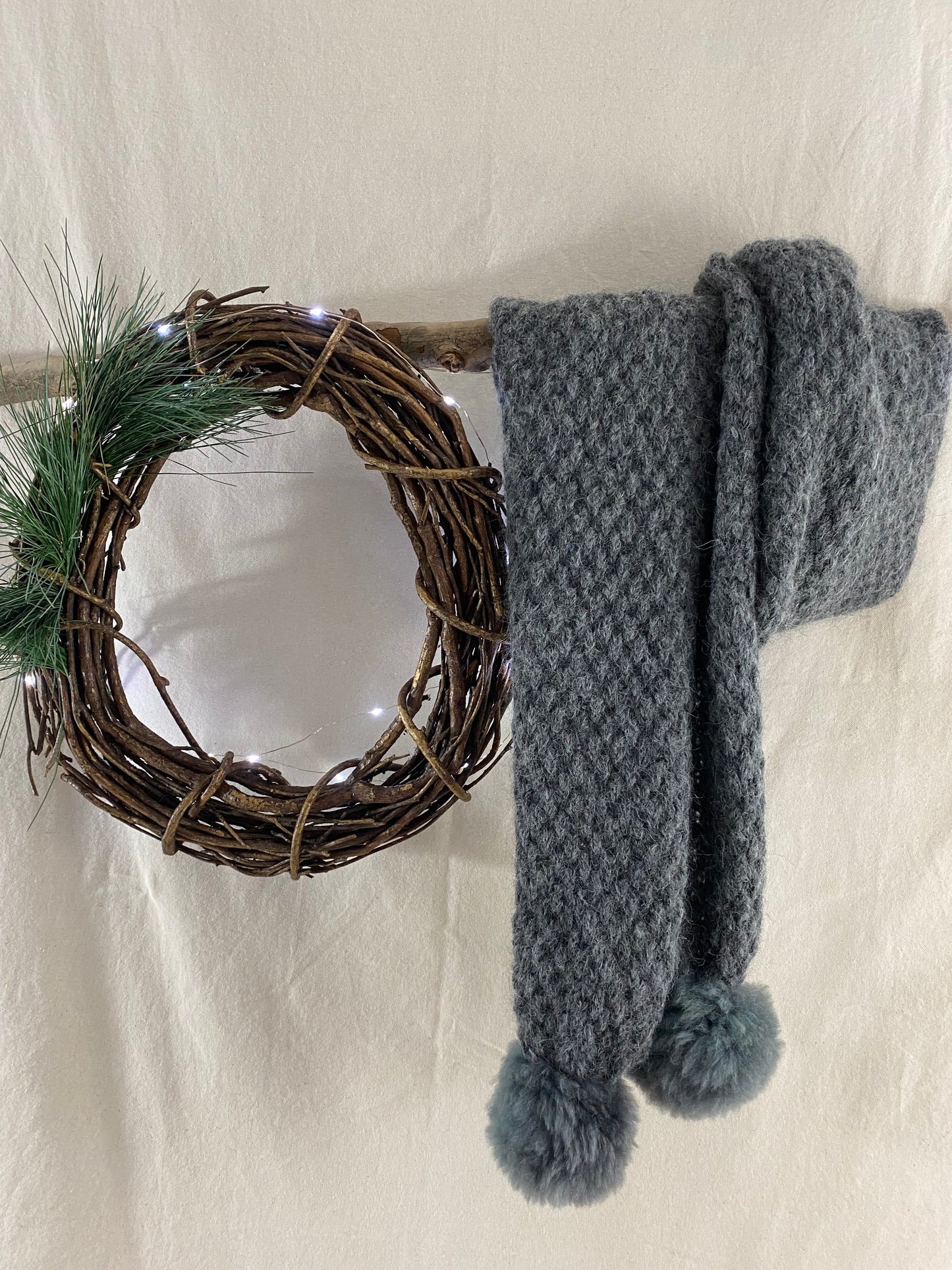 Teramo Scarf with Pom Pom