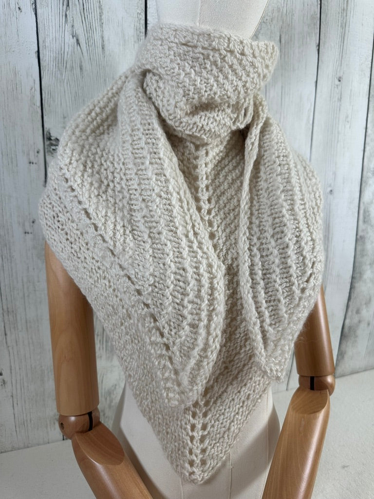 Maida The Triangle Scarf