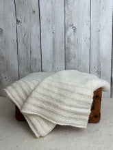 Load image into Gallery viewer, Acri Ribbed Scarf
