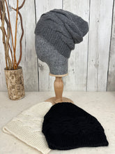 Load image into Gallery viewer, Rea Beanie Hat
