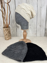 Load image into Gallery viewer, Rea Beanie Hat
